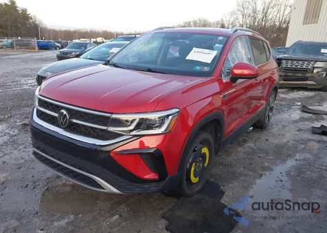 2022 Volkswagen Taos 1.5T Sel z USA, uszkodzony, nr VIN 3VV2X7B2XNM088833